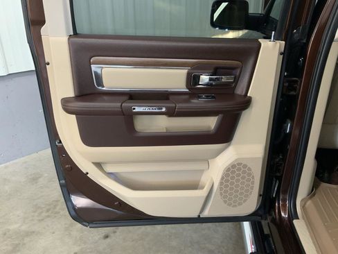 Used 2015 RAM 1500 Laramie w/ Convenience Group AWD/4WD image 45
