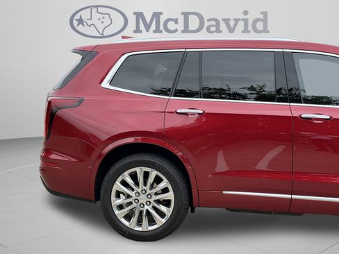 Used 2020 Cadillac XT6 Premium Luxury FWD image 34