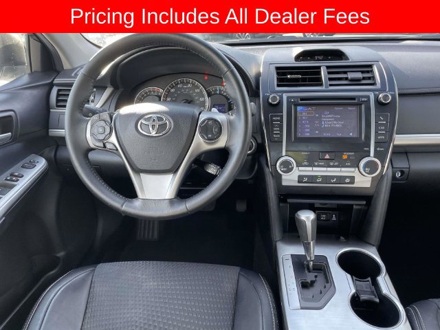 Used 2014 Toyota Camry SE w/ Moonroof Package FWD image 14