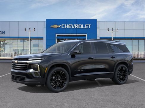 New 2027 Chevrolet Traverse LT AWD/4WD image 2
