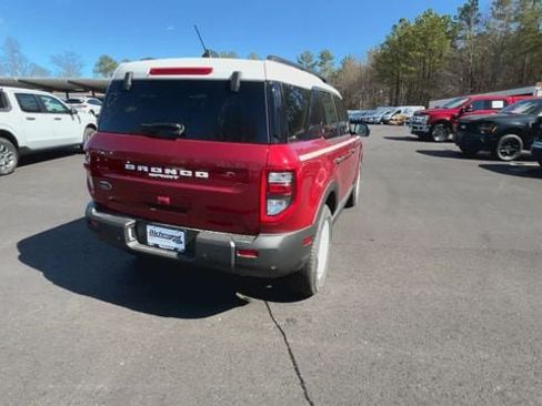 Used 2025 Ford Bronco Sport Heritage w/ Convenience Package AWD/4WD image 2