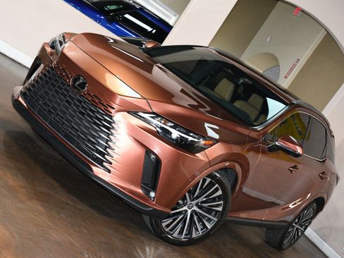 Used 2025 Lexus RX 350 Premium Plus w/ Convenience Package FWD image 78