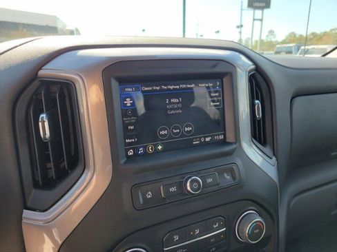 Used 2022 Chevrolet Silverado 1500 Custom w/ Rally Edition image 13