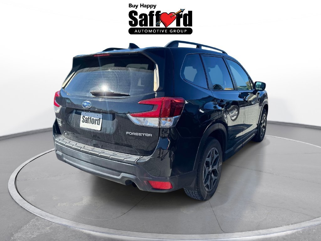 Used 2019 Subaru Forester Premium AWD/4WD image 4