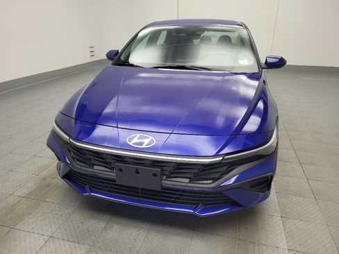 Used 2024 Hyundai Elantra SEL image 15