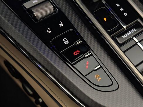 New 2026 Aston Martin V8 Vantage Coupe RWD image 41