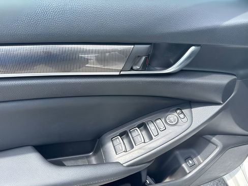 Used 2022 Honda Accord Sport image 24