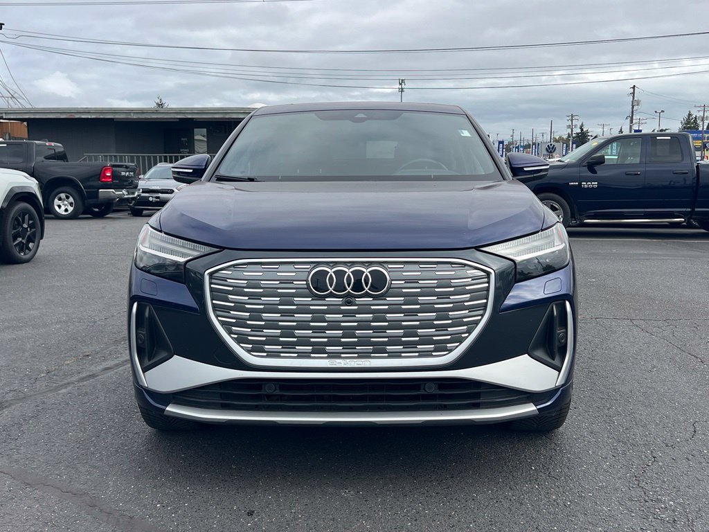 Used 2023 Audi Q4 e-tron Prestige AWD/4WD image 4
