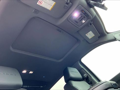 Used 2023 GMC Sierra 2500 Denali w/ Technology Package image 14