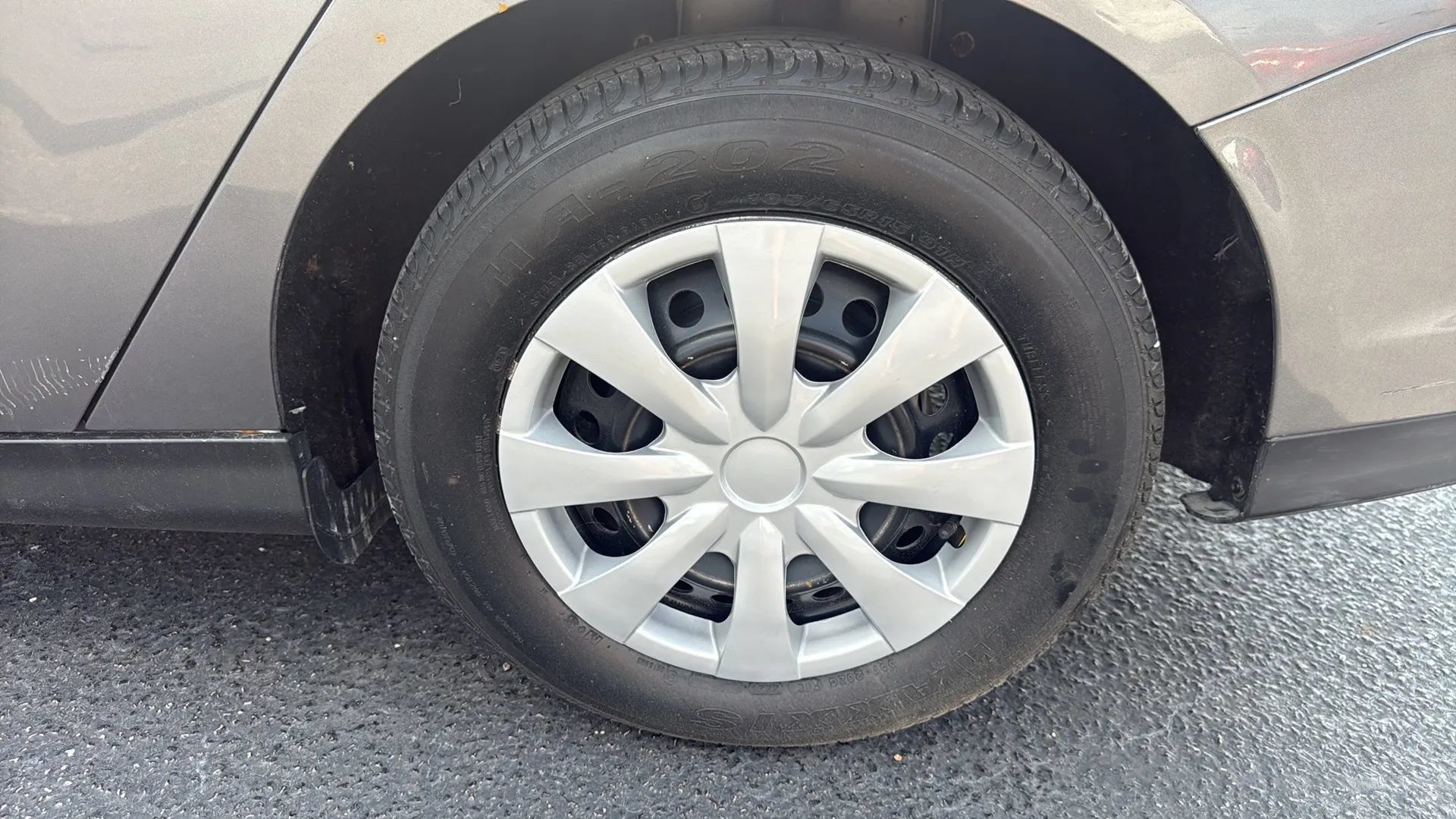 Used 2013 Ford Focus S FWD image 18