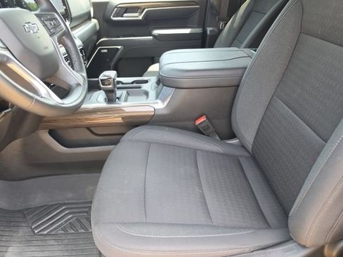 Used 2025 Chevrolet Silverado 1500 RST AWD/4WD image 10