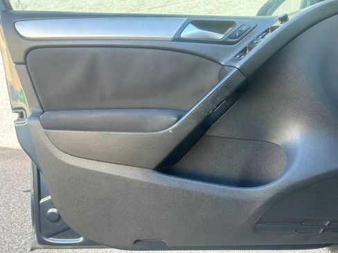 Used 2012 Volkswagen Golf TDI FWD image 11