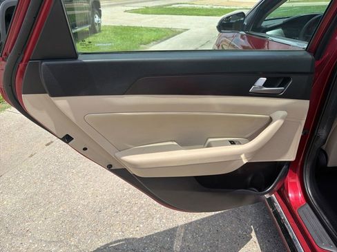 Used 2016 Hyundai Sonata Sport FWD image 14