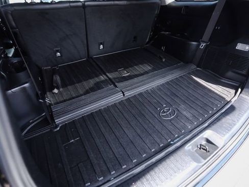 Used 2019 Toyota Highlander XLE AWD/4WD image 63