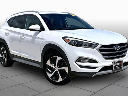 Used 2017 Hyundai Tucson Sport FWD image 3