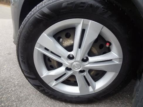 Used 2021 Nissan Kicks S image 29