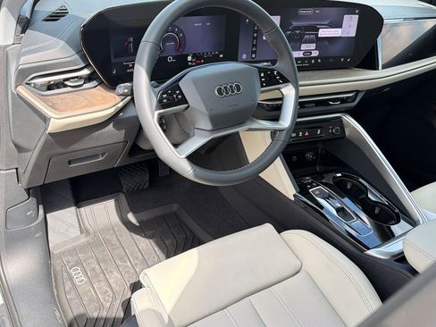 New 2026 Audi Q5 Prestige image 4