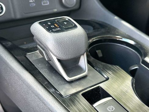 Used 2023 Nissan Rogue SV FWD image 21