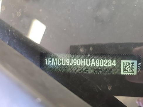 Used 2017 Ford Escape Titanium AWD/4WD image 8