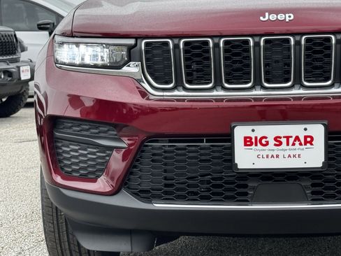 New 2025 Jeep Grand Cherokee Laredo X image 6