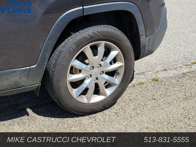 Used 2017 Jeep Cherokee Limited w/ Trailer Tow Group AWD/4WD image 10