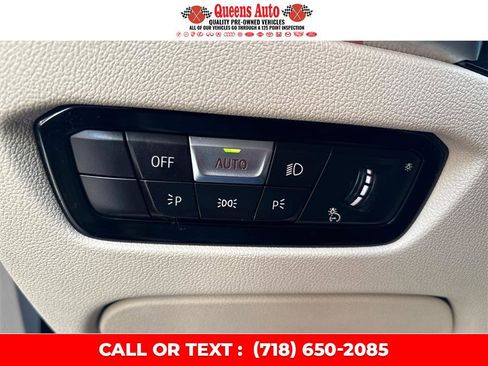 Used 2021 BMW 330i xDrive Sedan w/ Convenience Package image 22