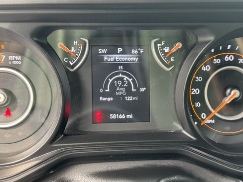 Used 2025 Jeep Gladiator Sport AWD/4WD image 32