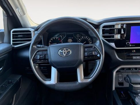 Used 2022 Toyota Tundra SR5 AWD/4WD image 12