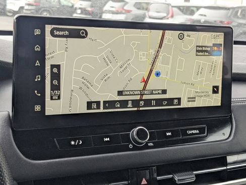 Used 2025 Mitsubishi Outlander SE image 21