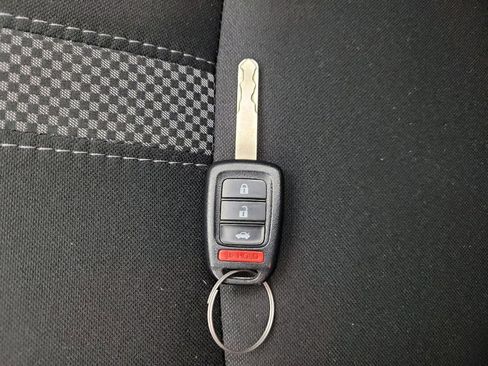 Used 2020 Honda Civic LX image 32