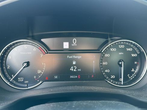 Used 2021 Cadillac XT4 Sport image 14