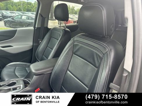 Used 2018 Chevrolet Equinox LT FWD image 20
