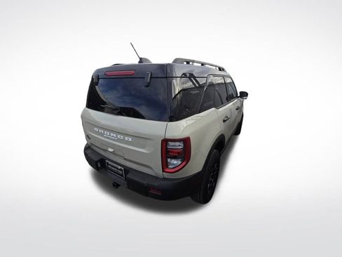 Used 2025 Ford Bronco Sport Badlands image 9