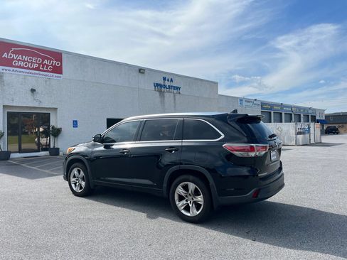 Used 2015 Toyota Highlander Limited Platinum AWD/4WD image 3