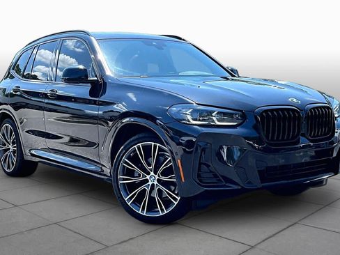 Used 2024 BMW X3 sDrive30i w/ Premium Package RWD image 3