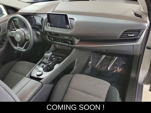 Used 2021 Nissan Rogue S image 18