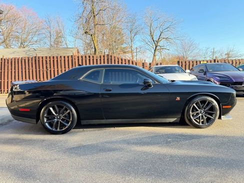 Used 2019 Dodge Challenger R/T Scat Pack image 4