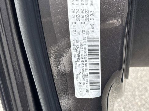 Used 2019 Dodge Grand Caravan GT image 30