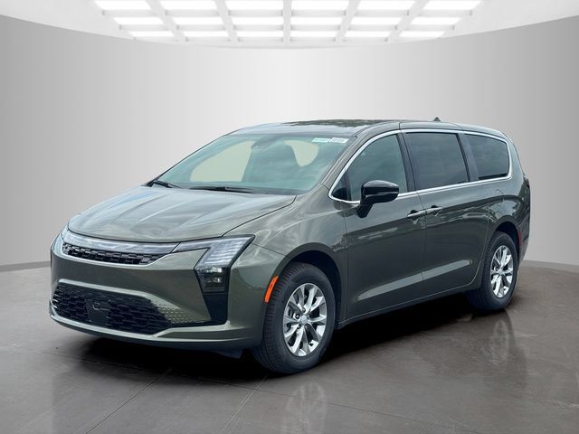 New 2027 Chrysler Pacifica Select AWD/4WD image 3