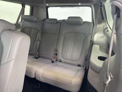 Used 2023 Jeep Wagoneer L Series II image 24