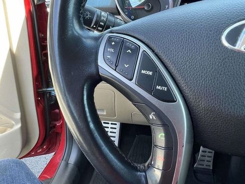 Used 2014 Hyundai Elantra GT w/ Option Group 02 image 16