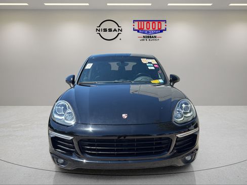 Used 2018 Porsche Cayenne AWD/4WD image 6