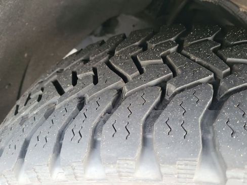 Used 2020 GMC Sierra 1500 SLT w/ SLT Premium Package image 32