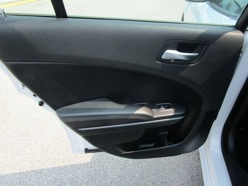 Used 2022 Dodge Charger SXT w/ Leather Interior Group image 12