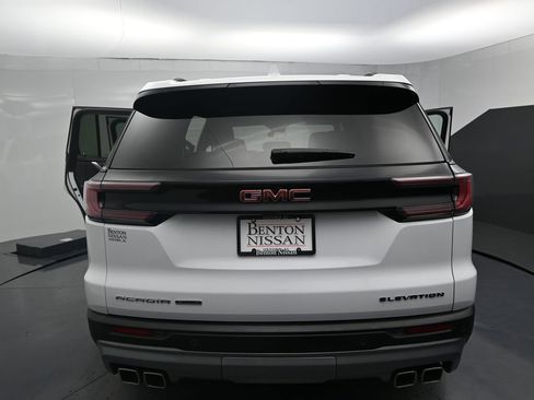 Used 2025 GMC Acadia Elevation AWD/4WD image 9