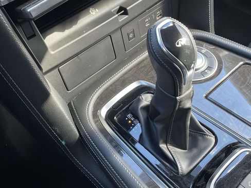 Used 2024 INFINITI QX80 Luxe image 30