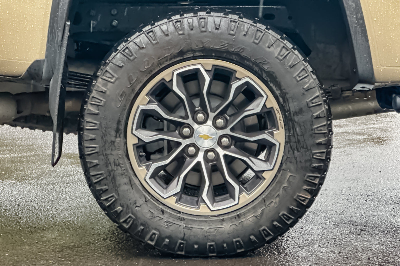 Used 2021 Chevrolet Colorado ZR2 AWD/4WD image 36