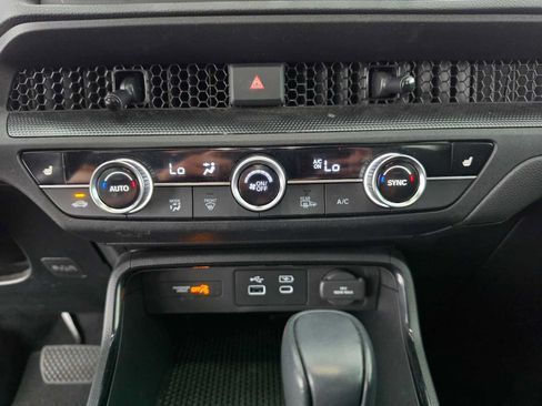 Used 2025 Honda CR-V Sport image 27