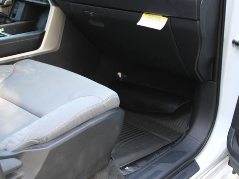 New 2024 Toyota Tundra SR5 image 36