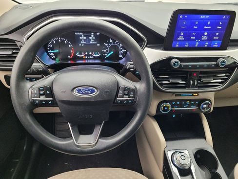 Used 2020 Ford Escape SE image 22